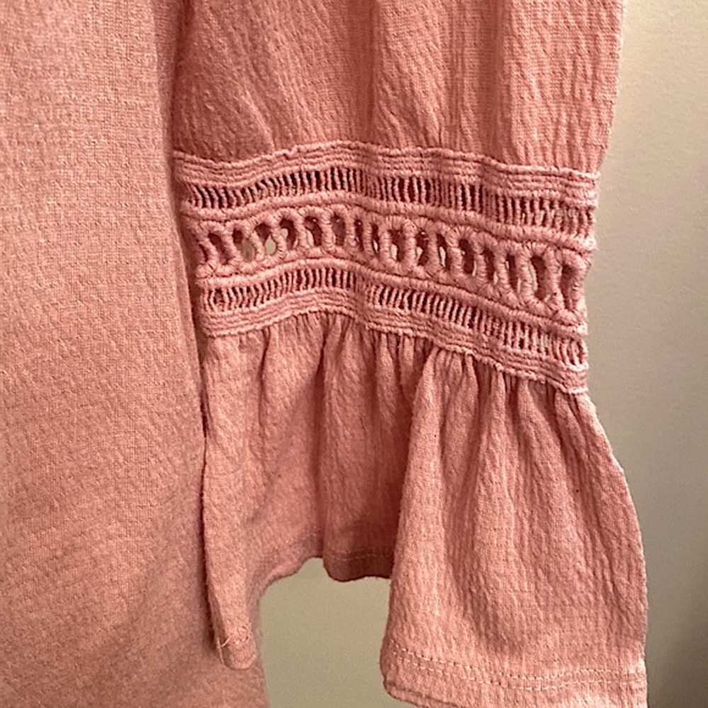 Massini Pink Crochet Trim 3/4 Bell Sleeves Casual Top Size M - Picture 5 of 9
